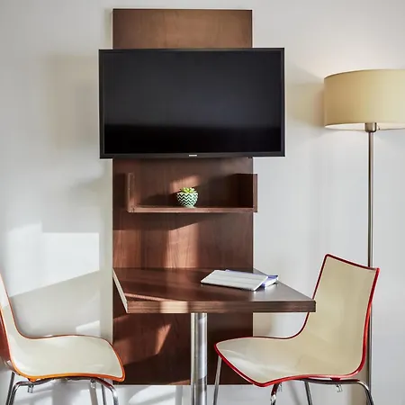 Aparthotel Adagio Access Paris Bastille-3